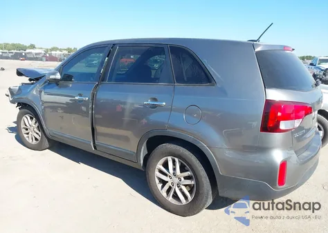 2014 Kia Sorento Lx z USA, uszkodzony, nr VIN 5XYKT3A63EG533983